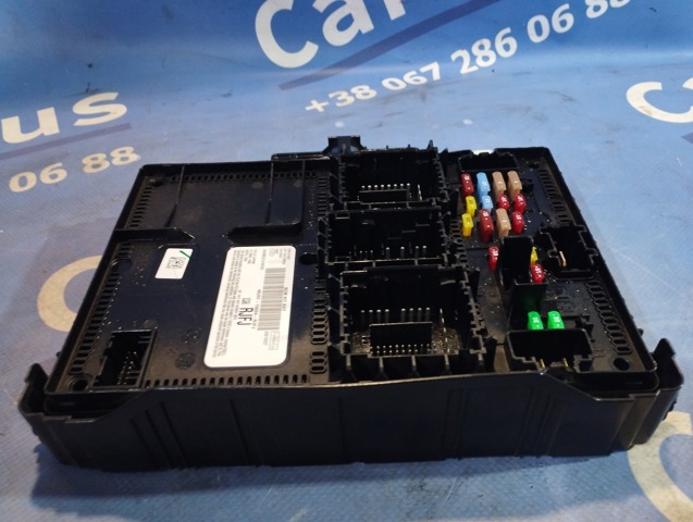 Блок предохранителей задний, салонный MU5Z15604B FORD
