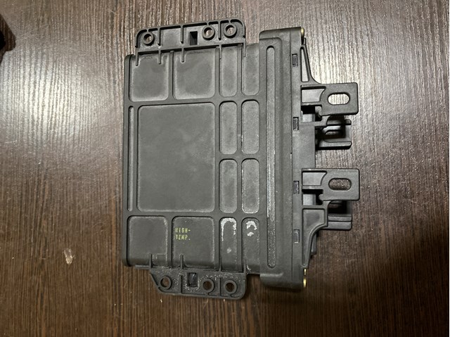 VAG 01N927733EB в наличии Николаев