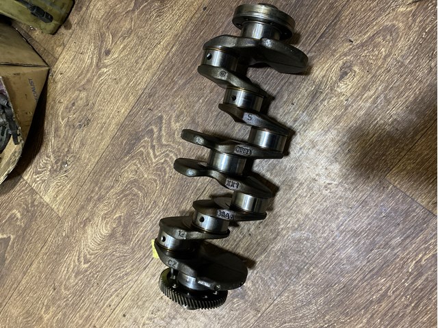 Шкив коленчатого вала 03G105212C VAG