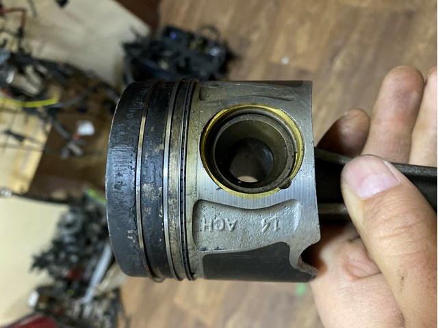VAG 059107065HL в наличии Хмельницкий