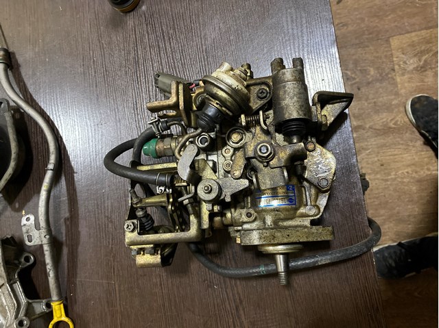 Насос топливный высокого давления 1670075J01 NISSAN