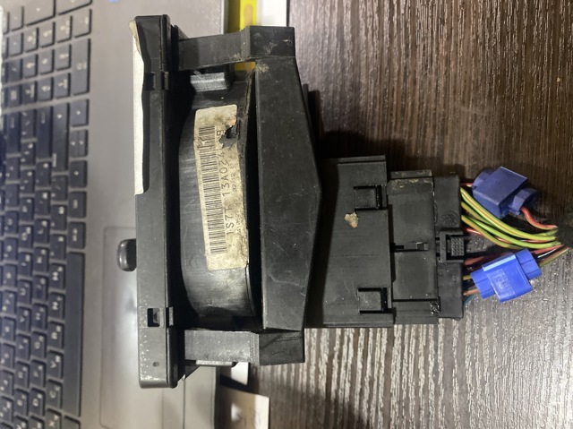 Переключатель света фар на "торпедо" 1S7T13A024BB FORD