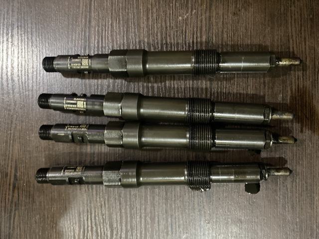 Форсунка инжектора 3S7Q9K546CB FORD
