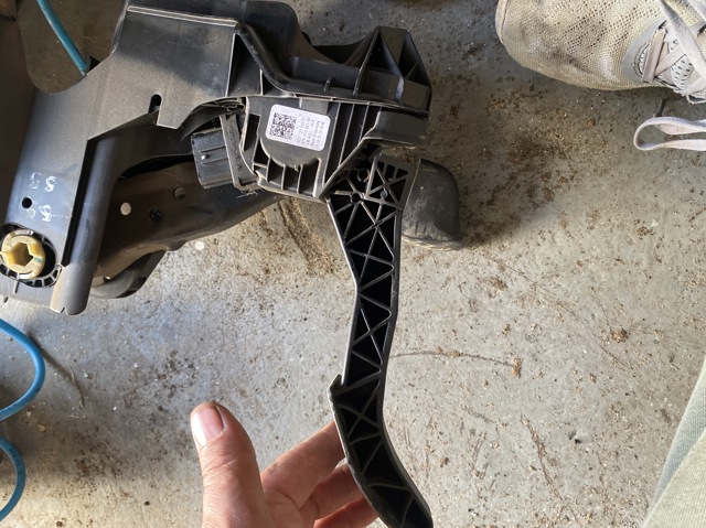 Педали газа Volkswagen Golf ALLTRACK 7