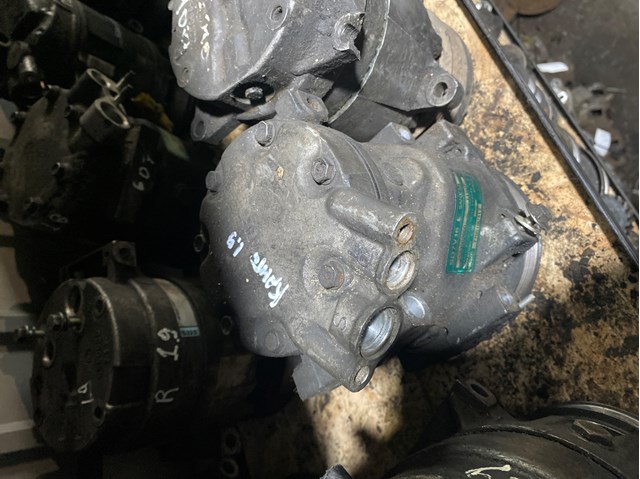 Компрессор хладагента 7700100417 RENAULT