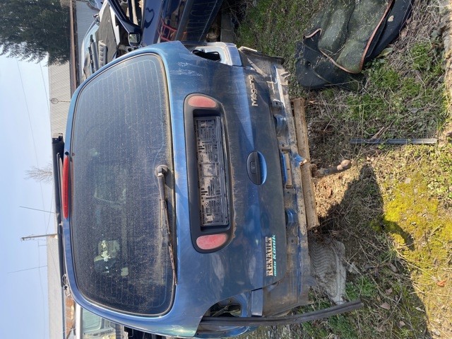 Дверь 5 7701472416 RENAULT
