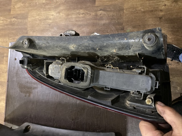 8200027152 RENAULT Фонарь задний правый купить в Хмельницкий