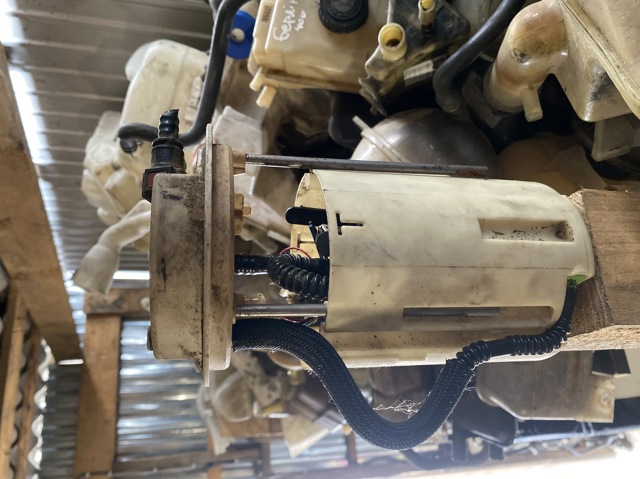 RENAULT 8200071331 Модуль топливного насоса с датчиком уровня топлива в наличии Ровно