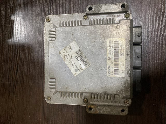 Компьютер двигателя 8200309318 RENAULT