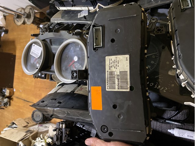 RENAULT 8200399700 Приборная доска (щиток приборов) в наличии Хмельницкий