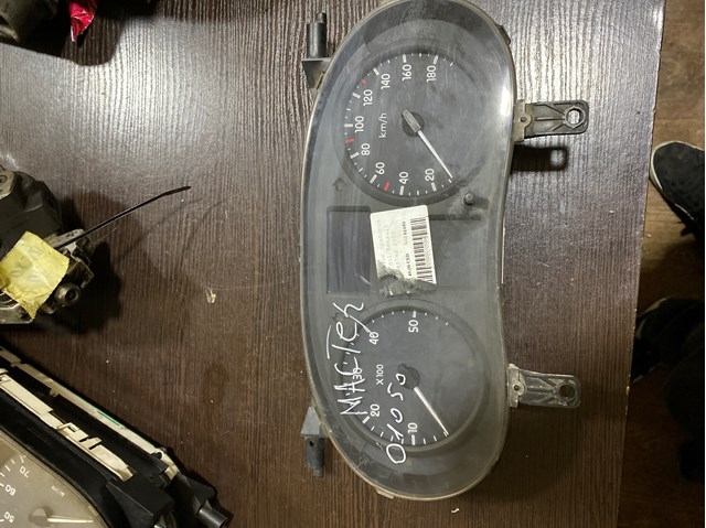 Щиток приборов 8200467952 RENAULT