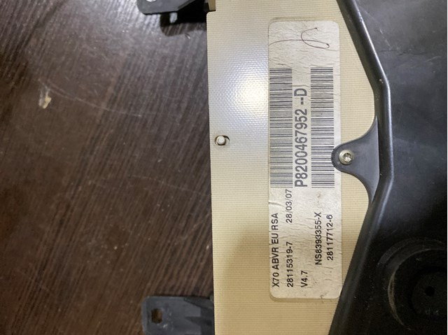 RENAULT 8200467952 Панель приборов в наличии Павлоград
