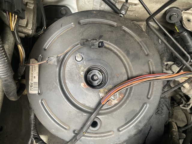 Вакуумный усилитель тормозов 8200506830 RENAULT