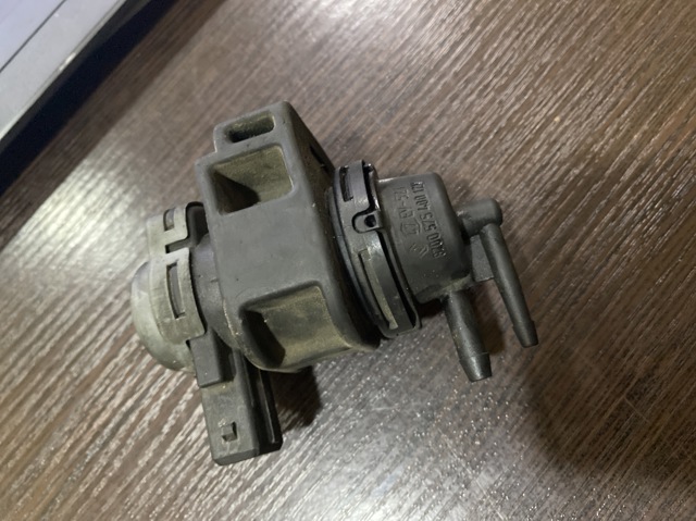 RENAULT 8200575400 Клапан преобразователь давления наддува (соленоид)  в наличии Ровно