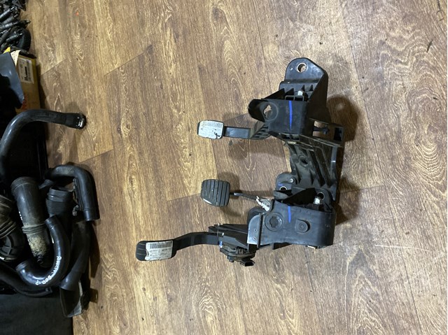 8200672369 RENAULT Педаль газа (акселератора) купить в Винница