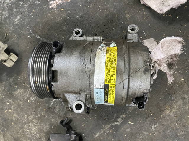 Насос кондиционера 8200677870 RENAULT