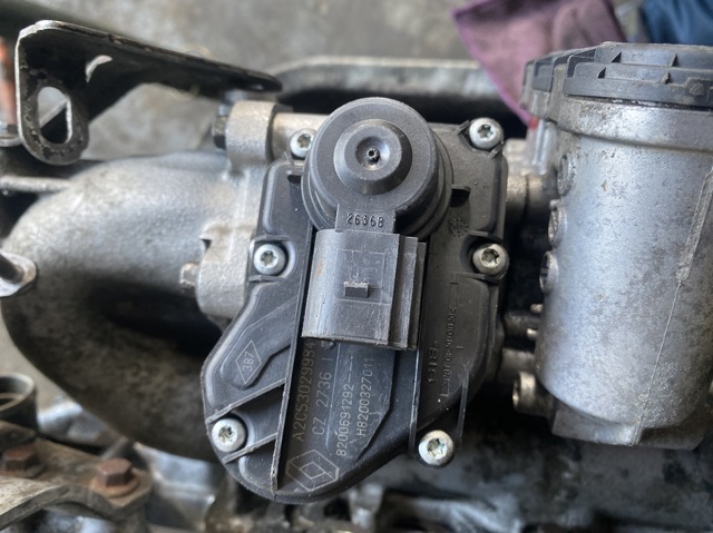 Клапан EGR системы рециркуляции отработавших газов 8200691292 RENAULT