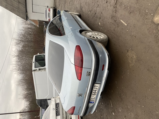 Окно заднее 834597 PEUGEOT