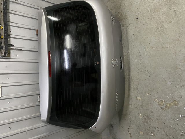 Задняя ляда 8701S5 PEUGEOT