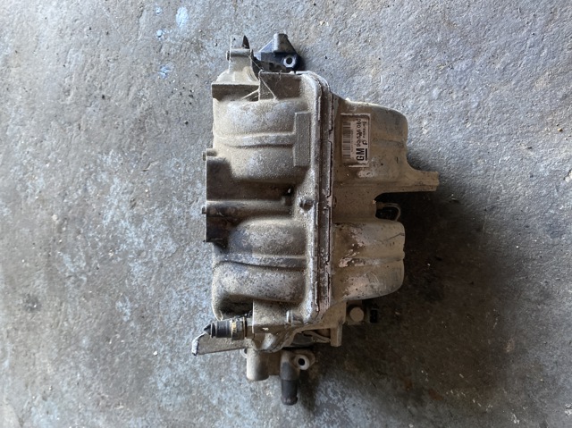 Впускной коллектор 90536060 OPEL