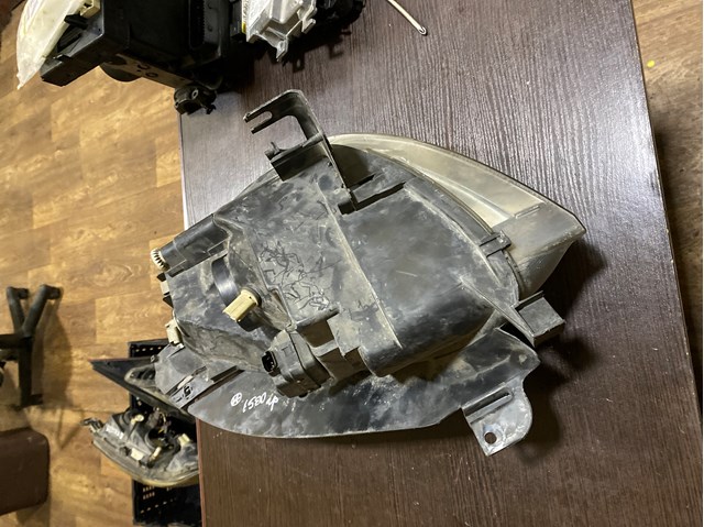 9649557380 PEUGEOT Правая фара купить в Одесса
