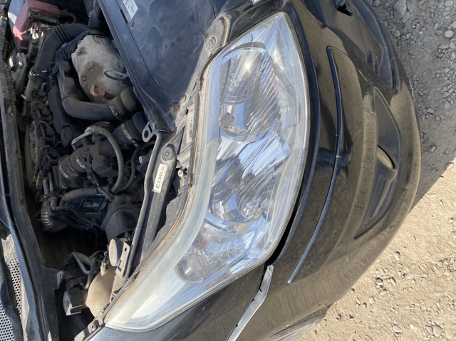 Фара передняя правая 9684382280 PEUGEOT