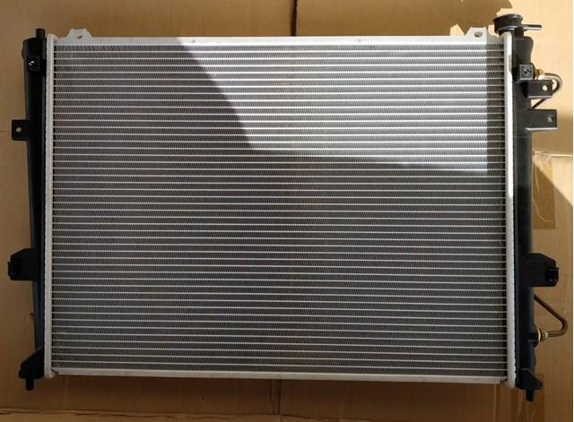Радиатор kia carens fg (06-) 640 x 490 x 18 mm плоские соты 77641030