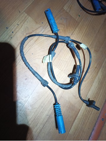 Датчик ABS передний 34526764858 BMW