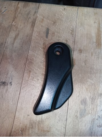 51239175028 BMW Ручка открывания капота купить в Николаев