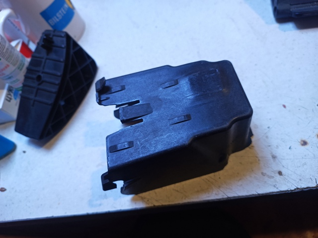 51647308803 BMW Крышка ручки наружной двери задней левой купить в Кривой Рог