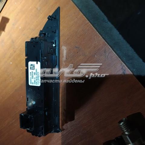 Блок кнопок центральной консоли 61319252912 BMW