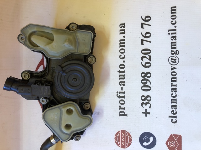 Маслоотделитель картерных газов 06Q103495B VAG