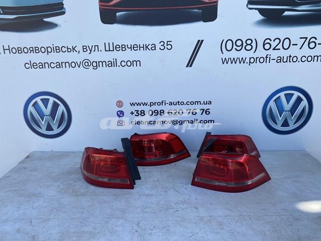 Задний правый внешний фонарь 3AE945096F VAG