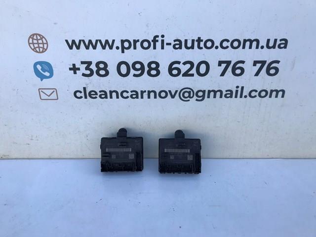 Блок комфорта передней двери 5Q0959592F VAG