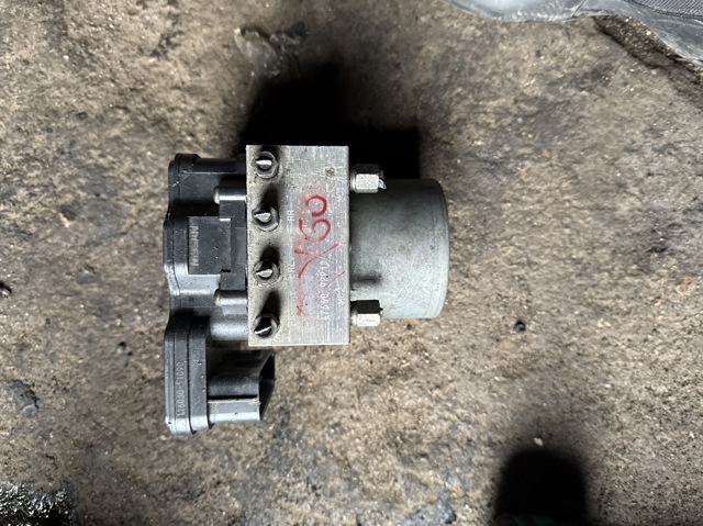 Блок ABS гидравлический 476609PP1D NISSAN
