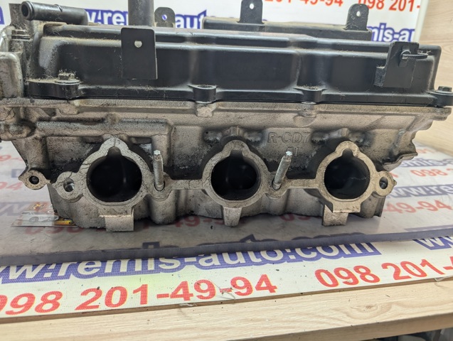 Головка блока цилиндров (ГБЦ), правая 11040CD700 NISSAN