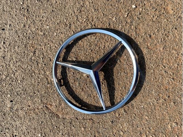 A2518880086 Mercedes эмблема решетки радиатора