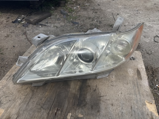 Фара основная левая 8118533631 TOYOTA