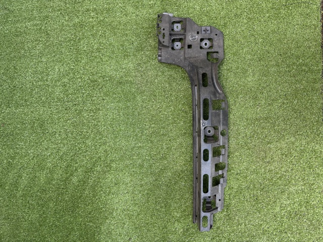 BMW 51127469364 Кронштейн бампера заднего правый в наличии Черкассы