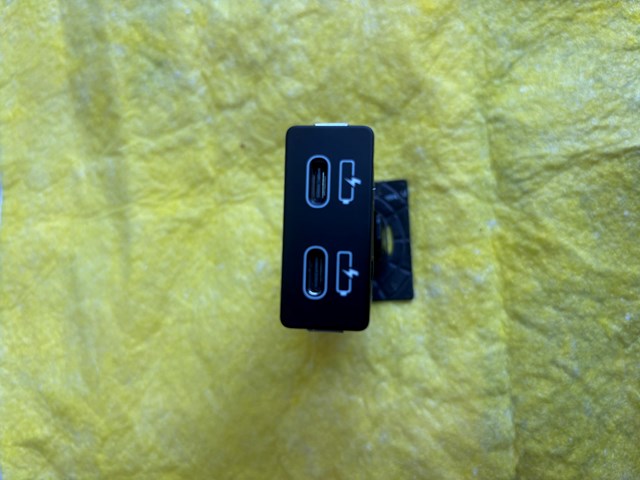 84108711938 USB-разветвитель купить Тернополь