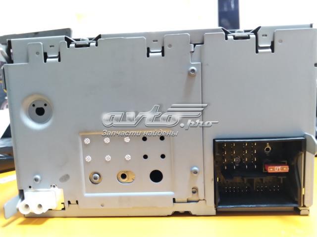 VAG 1K0035186AA Магнитола (радио AM/FM) в наличии Черкассы