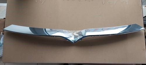 104702200D TESLA Молдинг решетки радиатора купить в Запорожье
