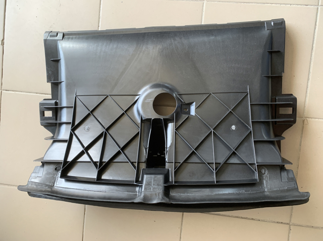 149415900C TESLA Жалюзи воздухозаборника купить в Кривой Рог