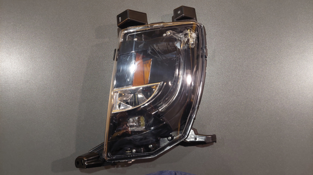 TESLA 600591300I Фара противотуманная левая в наличии Кривой Рог