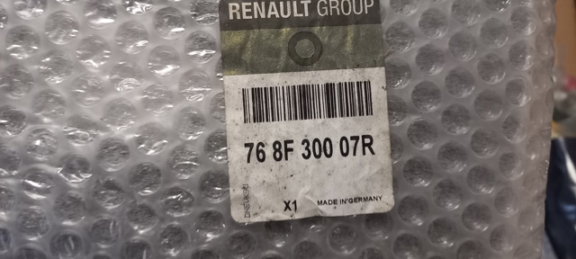 RENAULT 768F30007R Молдинг крыла заднего правого в наличии Каменское