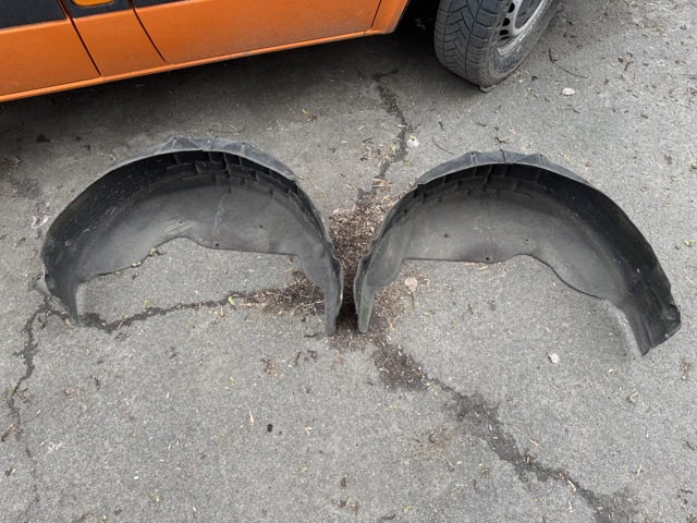 1700723 FORD Подкрылок задний левый купить в Николаев