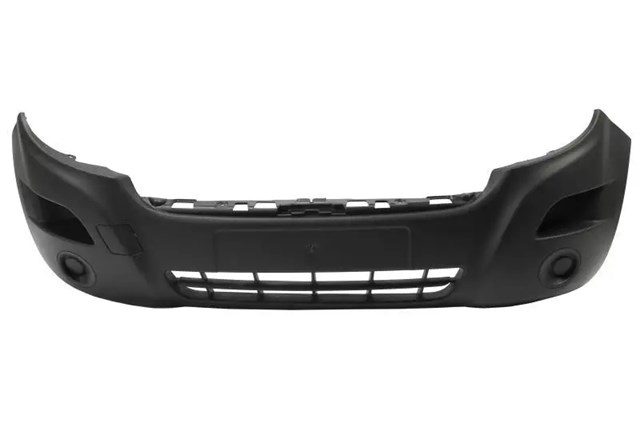 Бампер на авто Renault Master 3