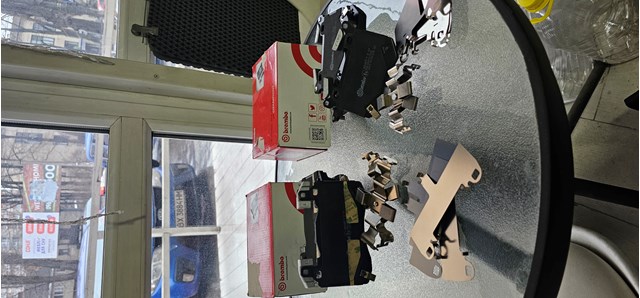 BREMBO P30124 Задние тормозные колодки в наличии Львов