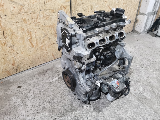 Двигатель голый 101025NAHA NISSAN