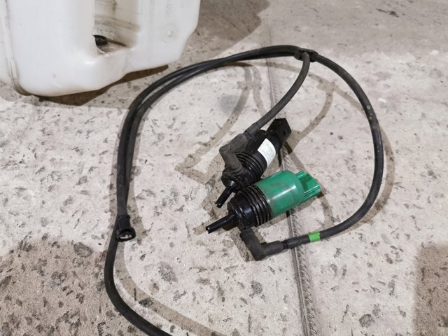 Насос бачка обмывателя 22999423 GM